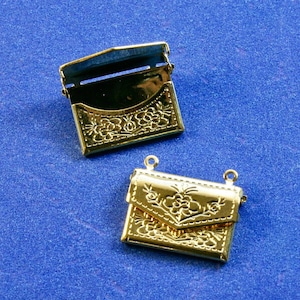 2 pcs Gold Envelope Locket Pendants, Floral Locket, Gold Plated Keepsake Locket, Rectangle Locket, 22x17x3.5mm- SP-KK-N0116-102-NB