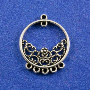 10 pcs -Antique Silver Chandelier Connectors, Round Silver Tone, Carved Filigree Pattern 7 Loops, 24mm x 20mm- AS-B0213017