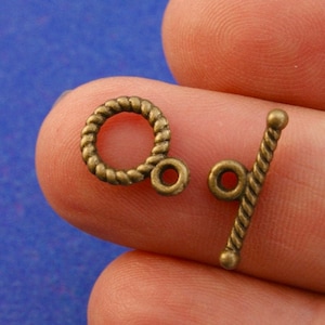 10 sets -Antique Brass Toggle Clasps, Rope Twist Fancy Antique Bronze Stripe Round Toggle Clasp Sets, 16mm x 5mm 11mm x 9mm- AB-B14510