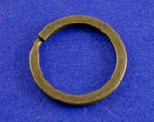 10 pcs- 25mm Bronze Split Ring, 25 mm, 12 Gauge, Antiqued Brass Key Ring, 1 inch Brass Split Ring- AB-B26893-8S