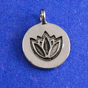 5 pcs -Antique Silver Round Lotus Flower, 19mm( 3/4&quot;) x 15mm( 5/8&quot;) Zen, Meditation, Yoga Flower Charm-  AS-B0083108-8S