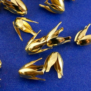 20 pcs -Gold Petal Beadcap, Gold Bead Cap, 13mm x 8mm, Gold Plate Beadcap fits 10mm Bead- GP-B28462-8S