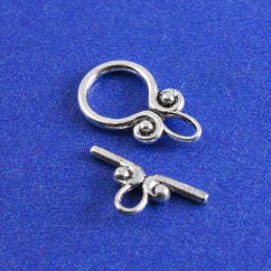 10 sets Antique Silver Toggle Clasps, Scroll Toggle Clasp, 20mm x12mm( 3/4" x 1/2") 18mm x9mm( 3/4" x 3/8")- AS-B00429