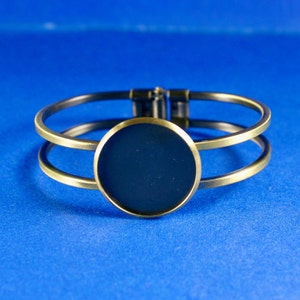 1 pezzo -Bracciali in bronzo antico con impostazione cabochon, bracciali in ottone antico impostazione rotonda (adatto a 25mm diametro), 20 cm (7 7/8 &quot;) lungo- AB-B011379