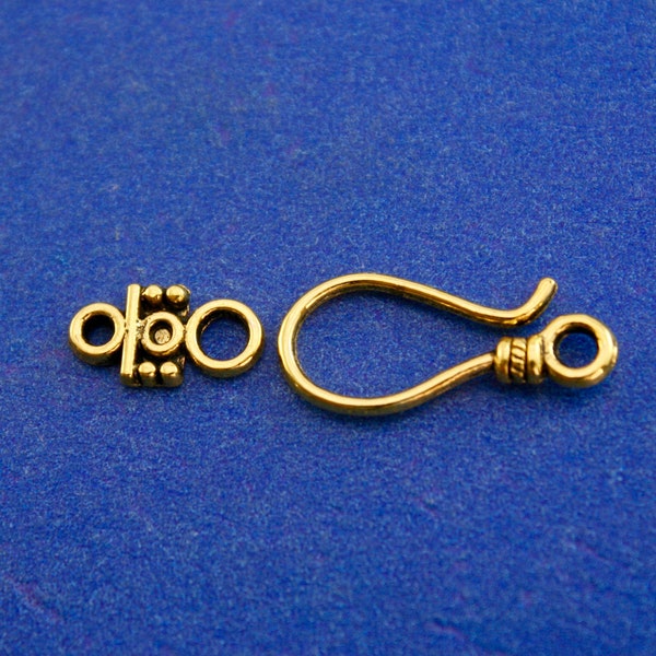 10 sets -Antique Gold Hook Clasp, Gold Hook and Eye Clasp, 24mm x 11mm & 14mm x 7mm- AG-B28930