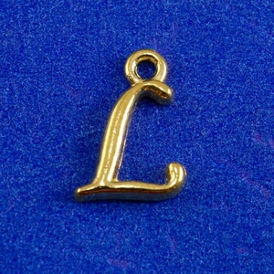 1 o 4 piezas- Gold Script Initial L, Gold Plate Alphabet Charm L, Letter L, Monogram L