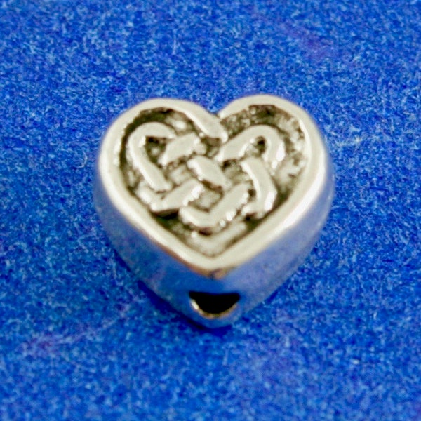 25 pcs -Antique Silver Celtic Knot Heart Bead, Antique Silver Chinese Knot Beads, 7mm (1/4") x 7mm (1/4"), Hole: Approx 1.8mm- AS-B0100515