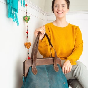 Retro Turquoise Handbag in Doctor Bag Style Perfect Work Bag for Vintage Lovers, Leather doctor Bag for women image 6