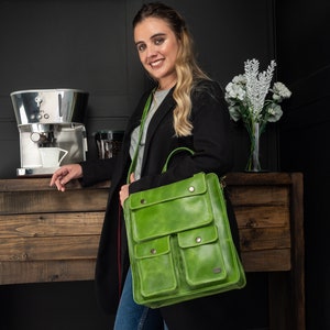 Zaino in pelle verde, zaino da donna, piccolo zaino in pelle, zaino borsa verde, borsa da scuola, borsa in pelle verde per lei, zaino carino immagine 8