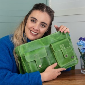 Green leather bag, small leather messenger, apple green crossbody bag everyday bag, vintage leather bag, postman bag, retro school bag women image 4