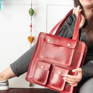 Sac à dos en cuir rouge pour femme - Sac convertible en cuir - Sac à dos pour ordinateur portable - Sac à dos messager vintage - Sac de travail en cuir bordeaux