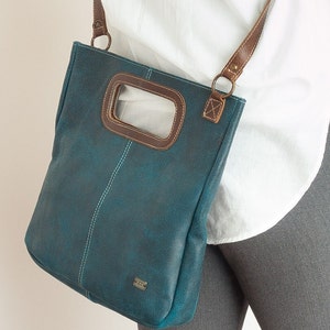 Turquoise leather crossbody handbag, minimalist cross body bag women, blue leather purse, everyday women bag, crossbody purse for work image 9