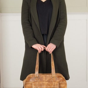 Tan Leather Shoulder Bag Large Vintage Style Handbag for Work and Travel, Leather Duffel Bag for Women, Cute handbags for Travel image 8