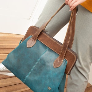 Retro Turquoise Handbag in Doctor Bag Style Perfect Work Bag for Vintage Lovers, Leather doctor Bag for women image 9
