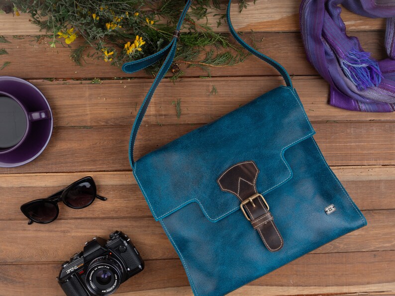 Women cross body bag travel, casual brown leather bag for weekend, crossbody purse jeans outfit, small messenger bag, essential bag for mom Turquoise Blue