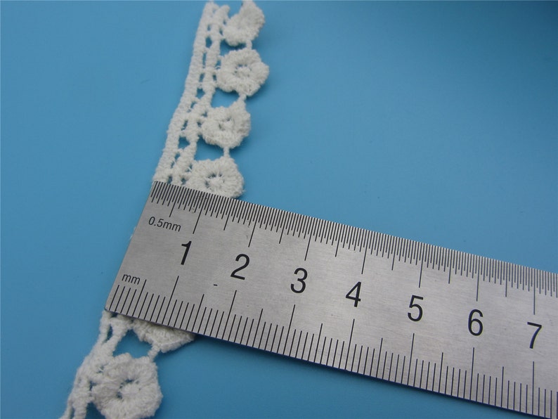 Elfenbensvit bomullsspets, utsökt broderad spets, vågig blommig spets bild 5