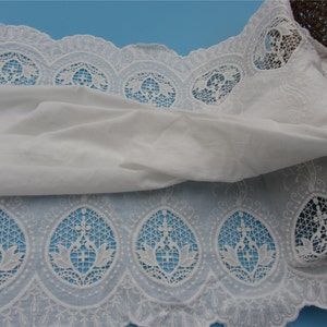 aus weißen Stickerei Baumwollstoff, Hochzeit Kleid Spitze Stoff, Spitze Stoff mit Jakobsmuscheln