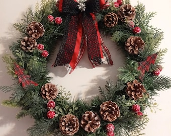 Winter Pinecones and Berries Wreath, Winter Wreath, Christmas Pinecone and Berries Wreath, Christmas Door Wreath, Winter Front Door Decor