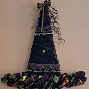 Halloween Witch Hat Wreath, Halloween Witch Hat Door Hanger, Halloween Decoration
