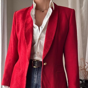 Vintage Structured Red Blazer Slightly Padded Shoulders