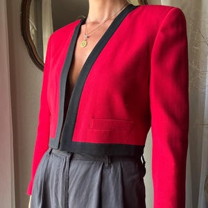 Vintage Cherry Red Black Trim Cropped Pure Wool Blazer Jacket Padded Shoulders
