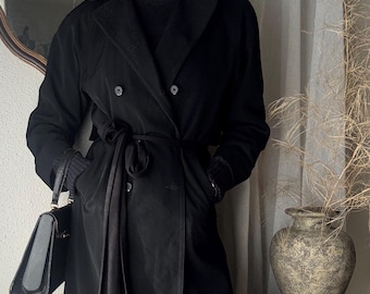 Vintage Timeless Oversized Double Breasted Black Trench Coat with Removable Liner