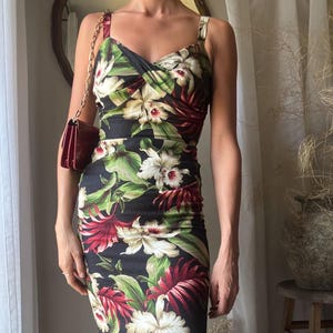 Vintage Ruched Twist Top Spaghetti Strap Body Con Fitted Black White Red Hawaiian Flower Print Cotton Dress