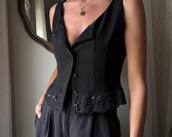Reversible Black Cropped Tank Top: Beaded Lace Hem, Button Up