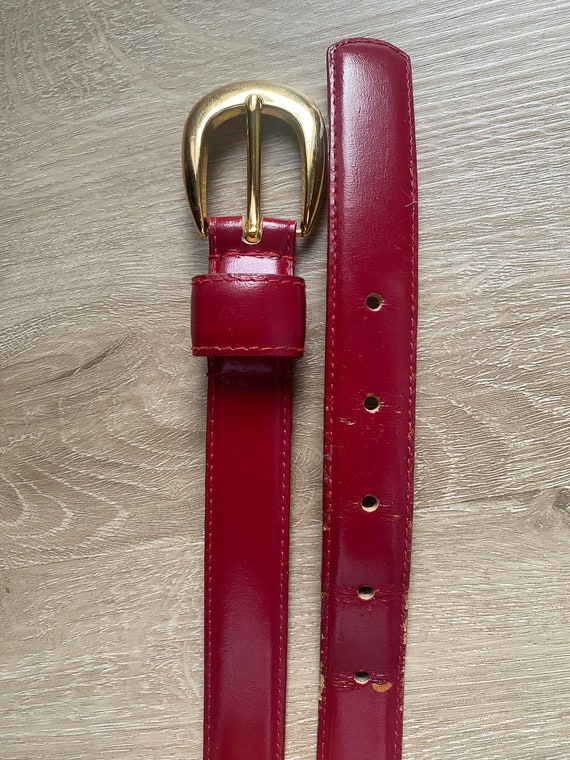 Vintage Red Leather Belt with Round Gold Buckle - image 10