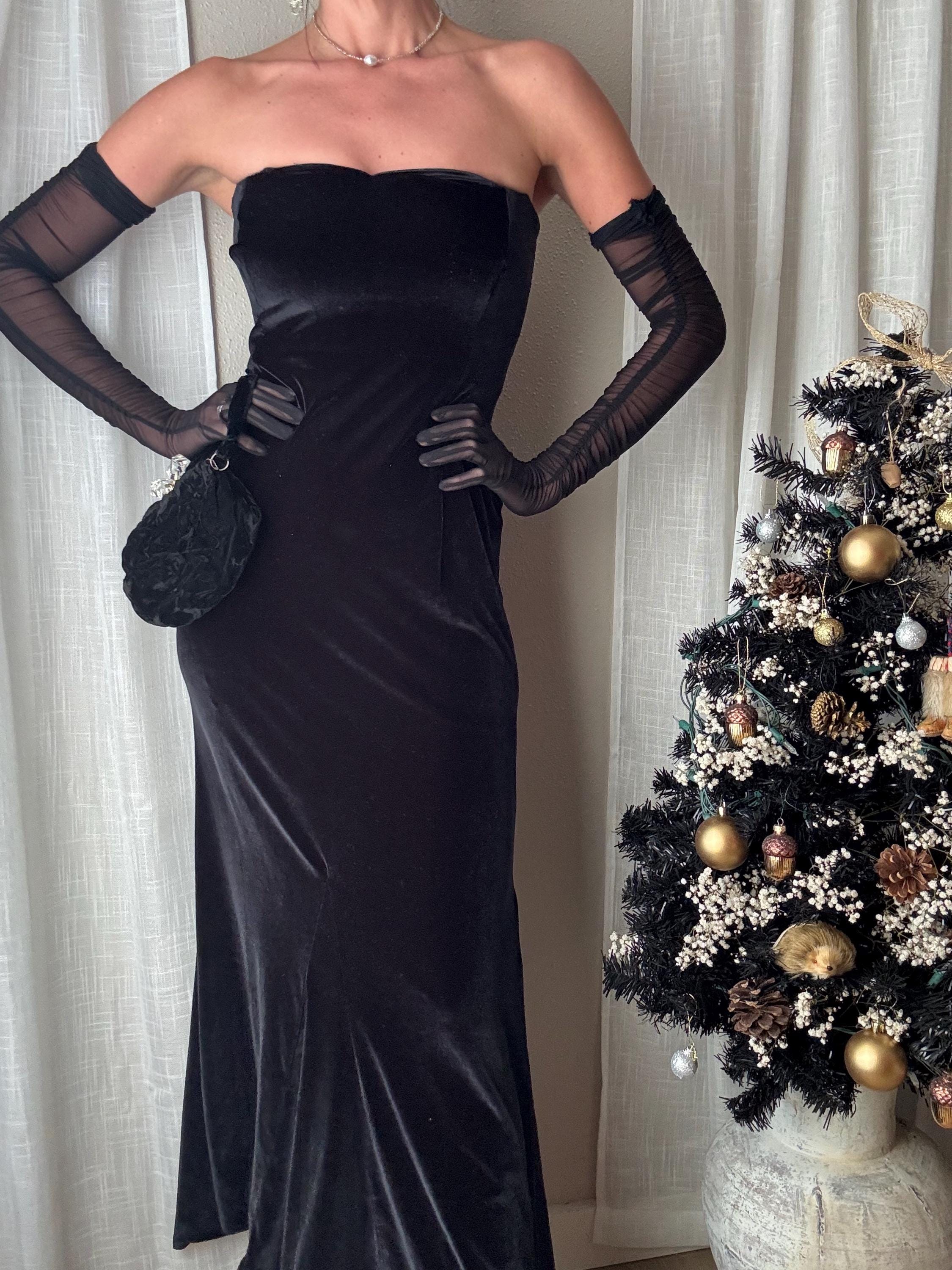 black halter bridesmaid dress Dresses A-Line Sleeveless Floor Length Chiffon Bridesmaid Dresses with Slit this dress is a nmd27feb2026 Size:Medium (Fits size US 8/UK 12) TA3 Notchy Pencil Dress