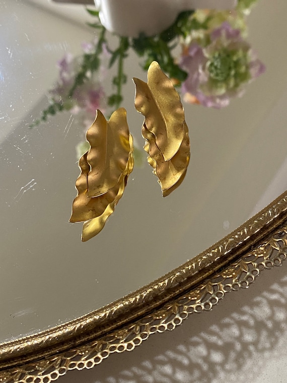 Vintage Gold Leaf Light Weight Statement Earrings - image 3