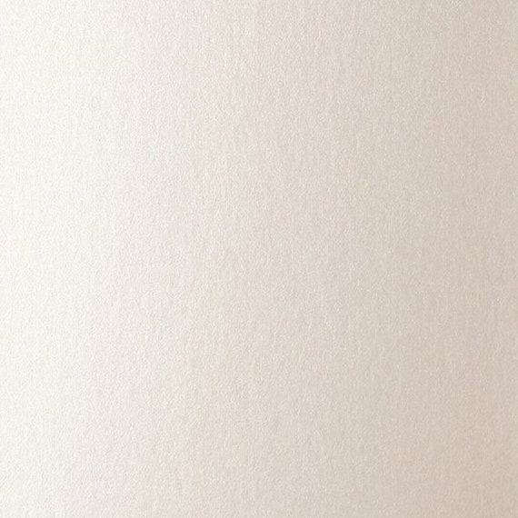 25 ICE WHITE DOUBLE SIDED PEARL PAPER 120 gsm 25 ICE WHITE DOUBLE SIDED PEARL PAPER 120 gsm