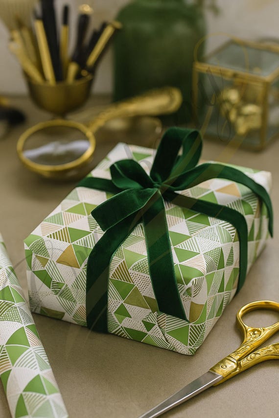 Luxury Gift Wrap: Handmade 130gsm Foil & Matte Paper - 50x70cm - Christmas and Everyday