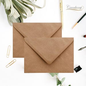 Envelopes canelados C6/A6 114 mm x 162 mm Kraft texturizado gomado