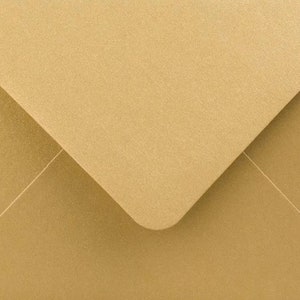 Paquet de 50 enveloppes C5/A5 dorées, nacrées métalliques, 162 mm x 229 mm, gommées. Convient pour les cartes de voeux A5, pour le bureau, les invitations, pour Noël