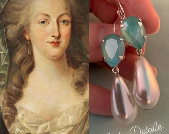 Marie Antoinette Silver Mint Green CRYSTAL Earrings, high end Aqua Crystal stones, Silver plated Georgian Royal Reproduction Collet Earrings