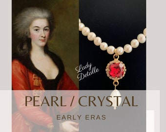 TUDOR Queen PEARL Necklace, 16k gold Historic Reproduction Tudor Queen Elizabeth Anne Boleyn Fine Near Round real Pearl Crystal Necklace