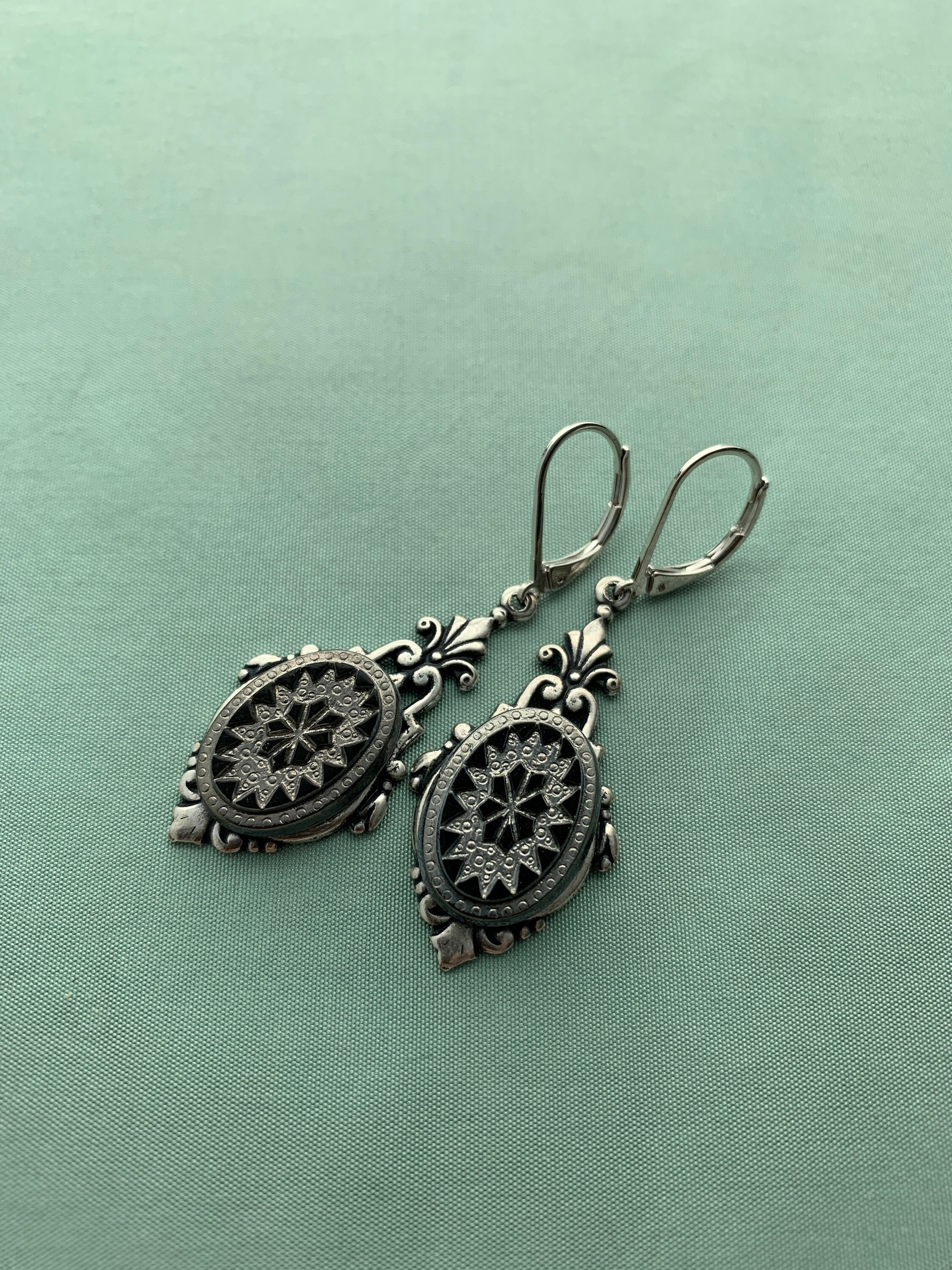 LE Victorian SILVER Intaglio Earrings SILVER and Black | Etsy