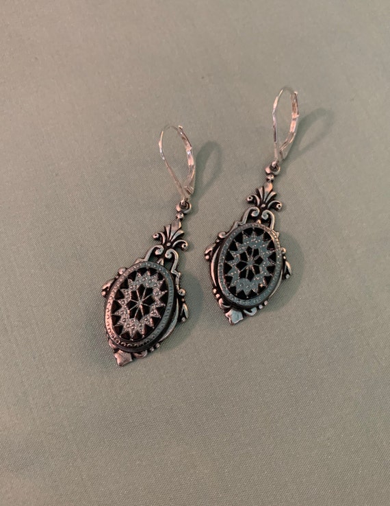 LE Victorian SILVER Intaglio Earrings SILVER and Black - Etsy