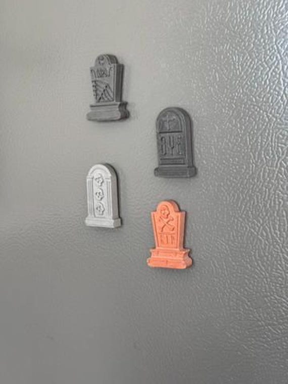 Miniature ceramic resin headstone magnets| Halloween decor | kitchen