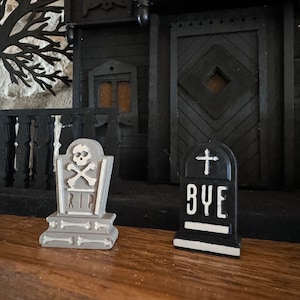 Miniature hand painted ceramic resin headstones | Halloween decor | plant accessories