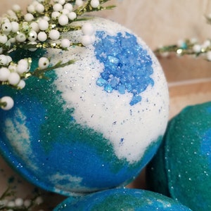 Ocean Mist Bath Bomb: Large Organic Shea & Cocoa Butter Bath Fizzy
