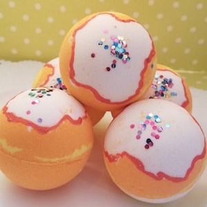 Bath bombs/ CLEMENTINE/ organic bath bombs/ citrus bath bomb/orange