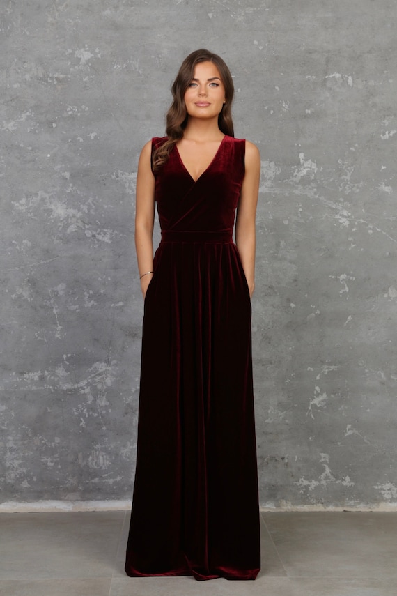Elegant dress with pockets deals