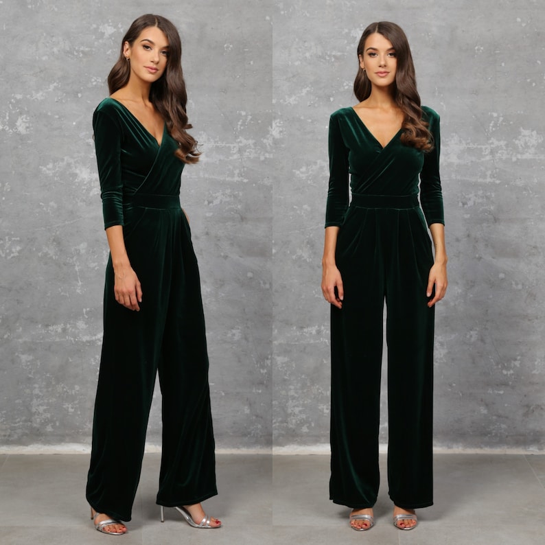 Dark green jumpsuit, jumpsuit for women, bridesmaid velvet jumpsuit, wedding guest jumpsuit, wide leg jumpsuit party jumpsuit, green velvet jumpsuit cocktail jumpsuit evening jumpsuit party wear, formal jumpsuit women, date night, wide leg, occasion