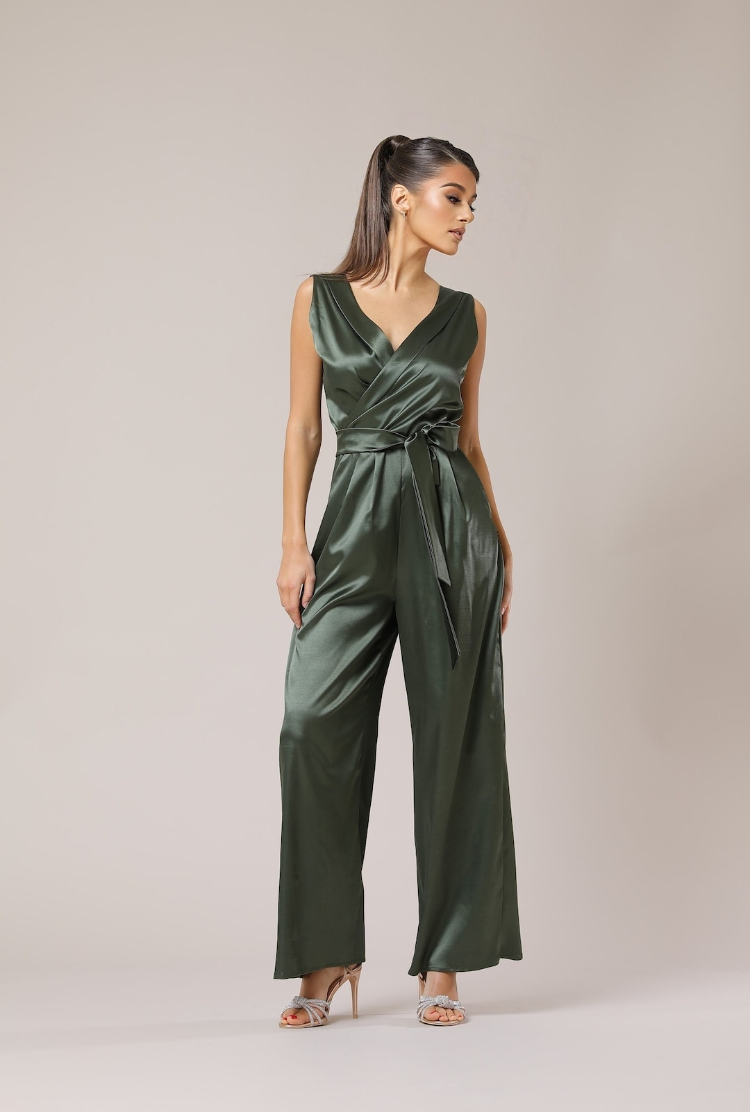 SLEEVELESS WIDE LEG SATIN JUMPSUIT