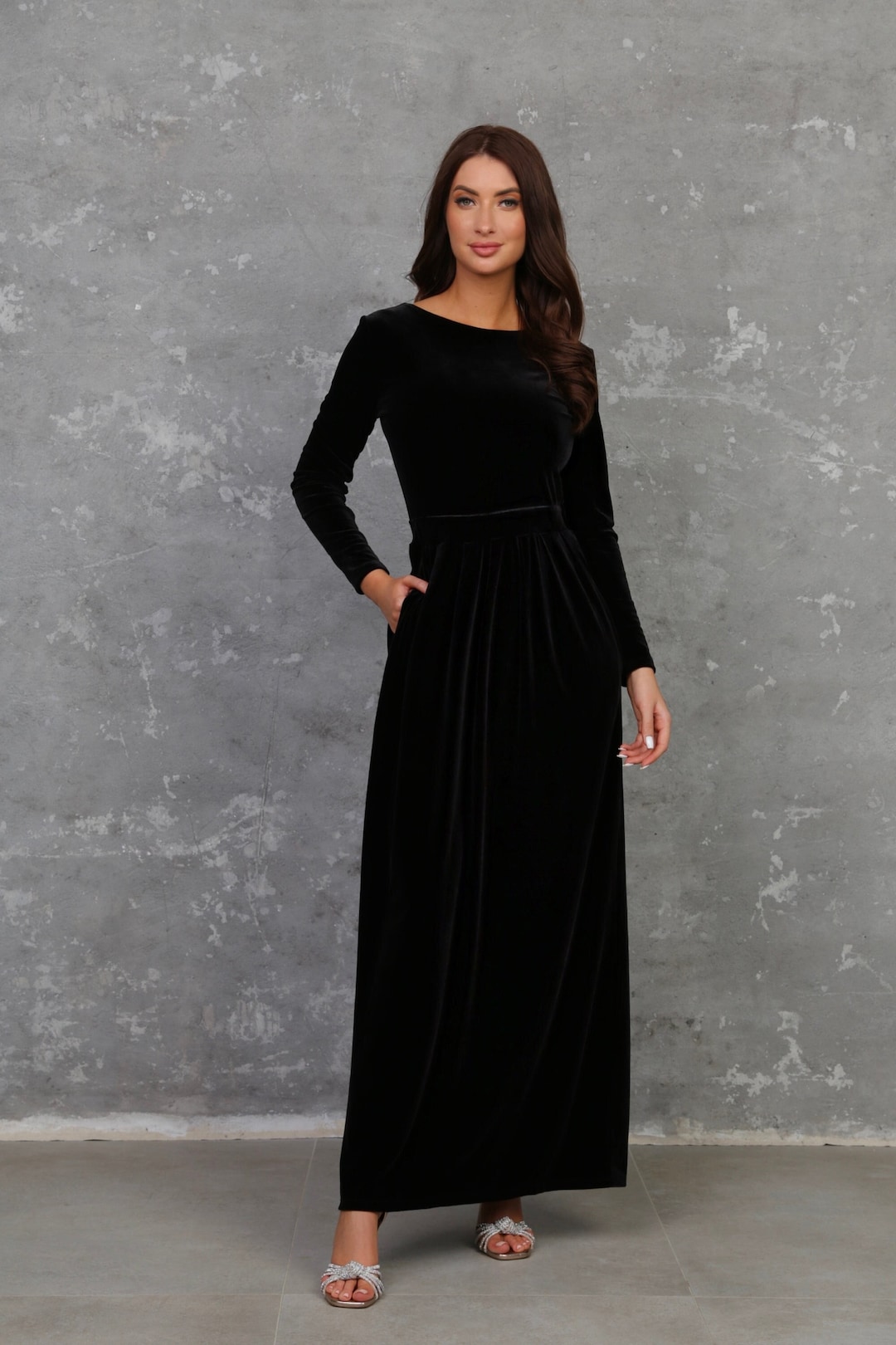 A-Line/Princess Asymmetrical Long Sleeves Pleated Velvet Christmas Dresses