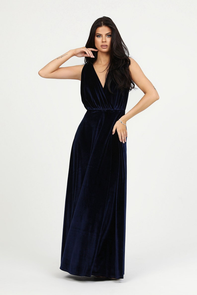 Elegant Dress, Evening Gown, Bridesmaid Velvet Dress, Woman Dress, navy blue maxi dress, dress wedding guest, dress handmade, maid of honor, formal dress, bridal attire, reception dress, formal dress, occasion dress, gown dress, cocktail dress velvet