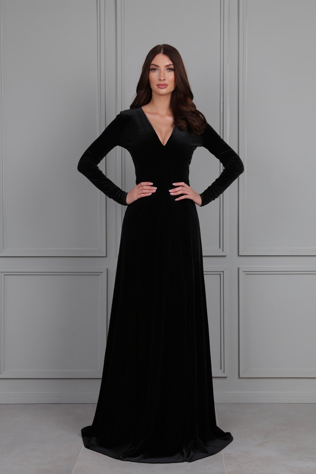 chinese dress ladies Purple Velvet Bridesmaid Dresses With Sleeves – alinanova main image 1