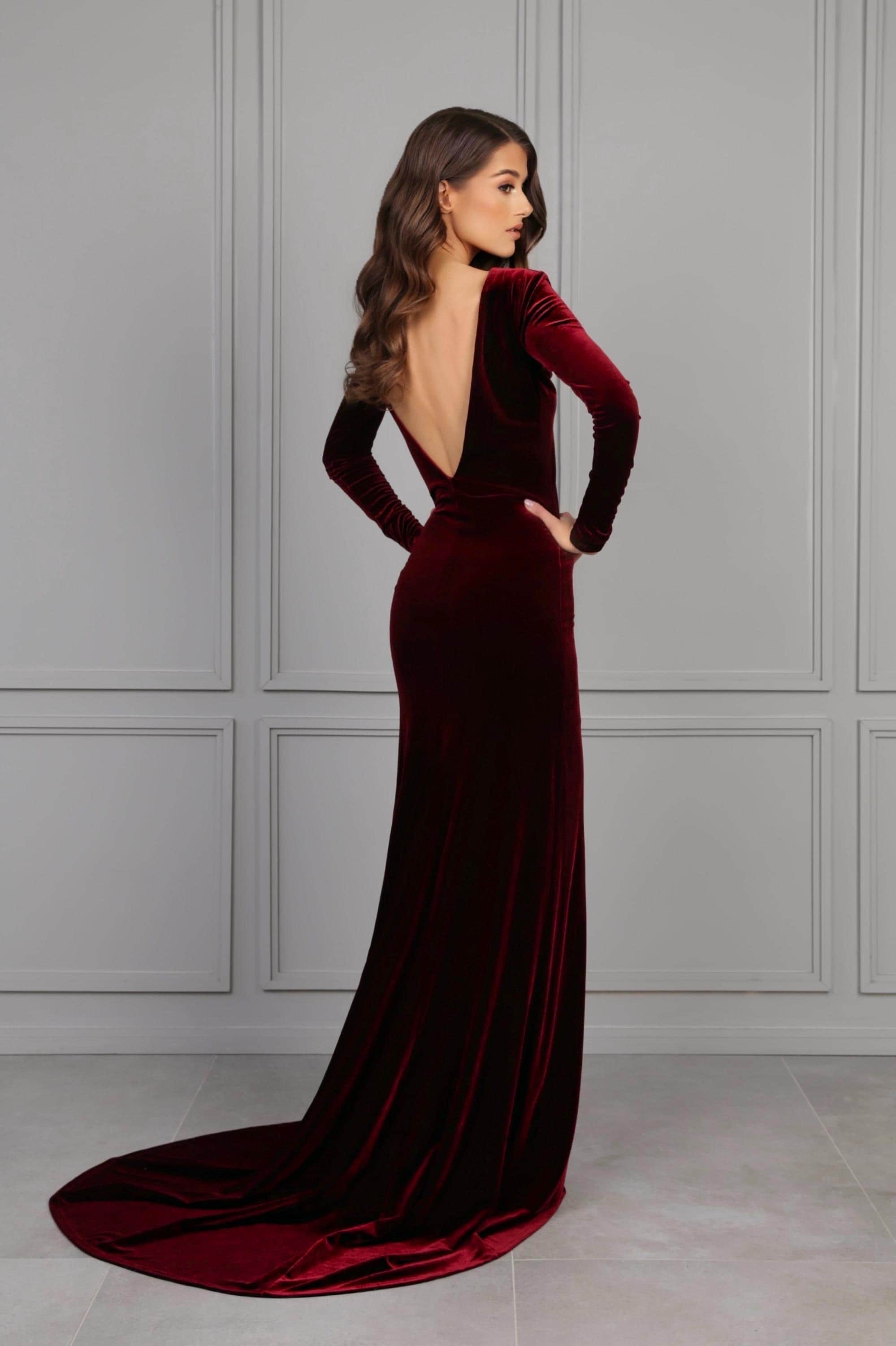 burgundy velvet wedding dress Sweetheart Ball Gowns Velvet Wedding Dresses Gold Lace Embroidery
